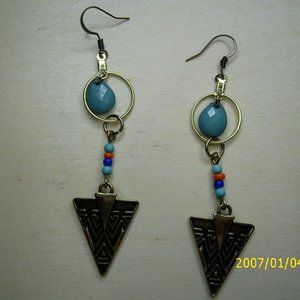 Gorgeous Native American Style Arrowhead Earrings